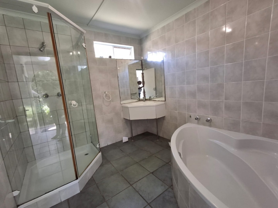 Commercial Property for Sale in Summerpride Eastern Cape